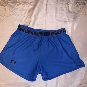 Women’s XS Under Armor Athletic Shorts